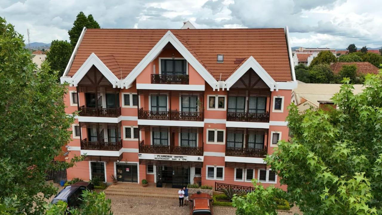 Plumeria Hotel Antsirabe Exterior foto