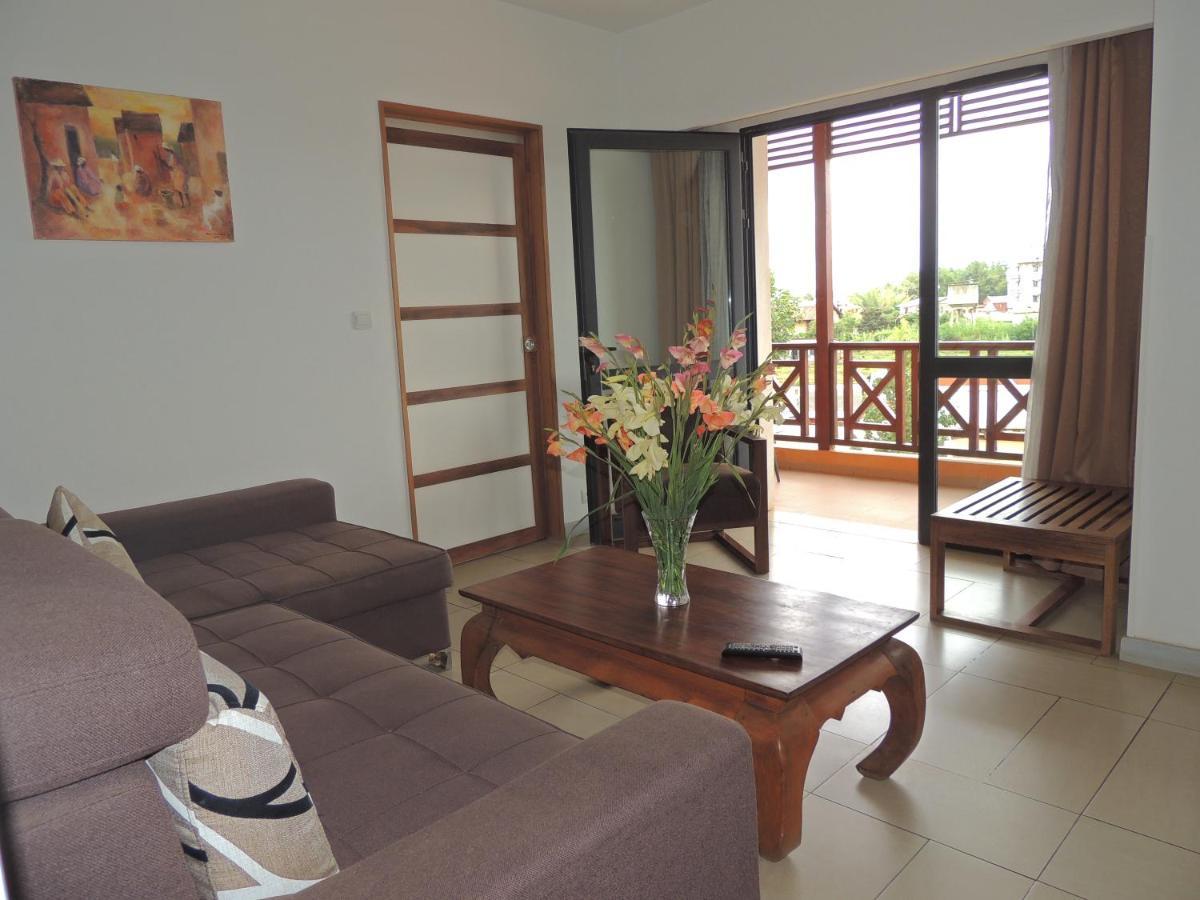 Plumeria Hotel Antsirabe Exterior foto